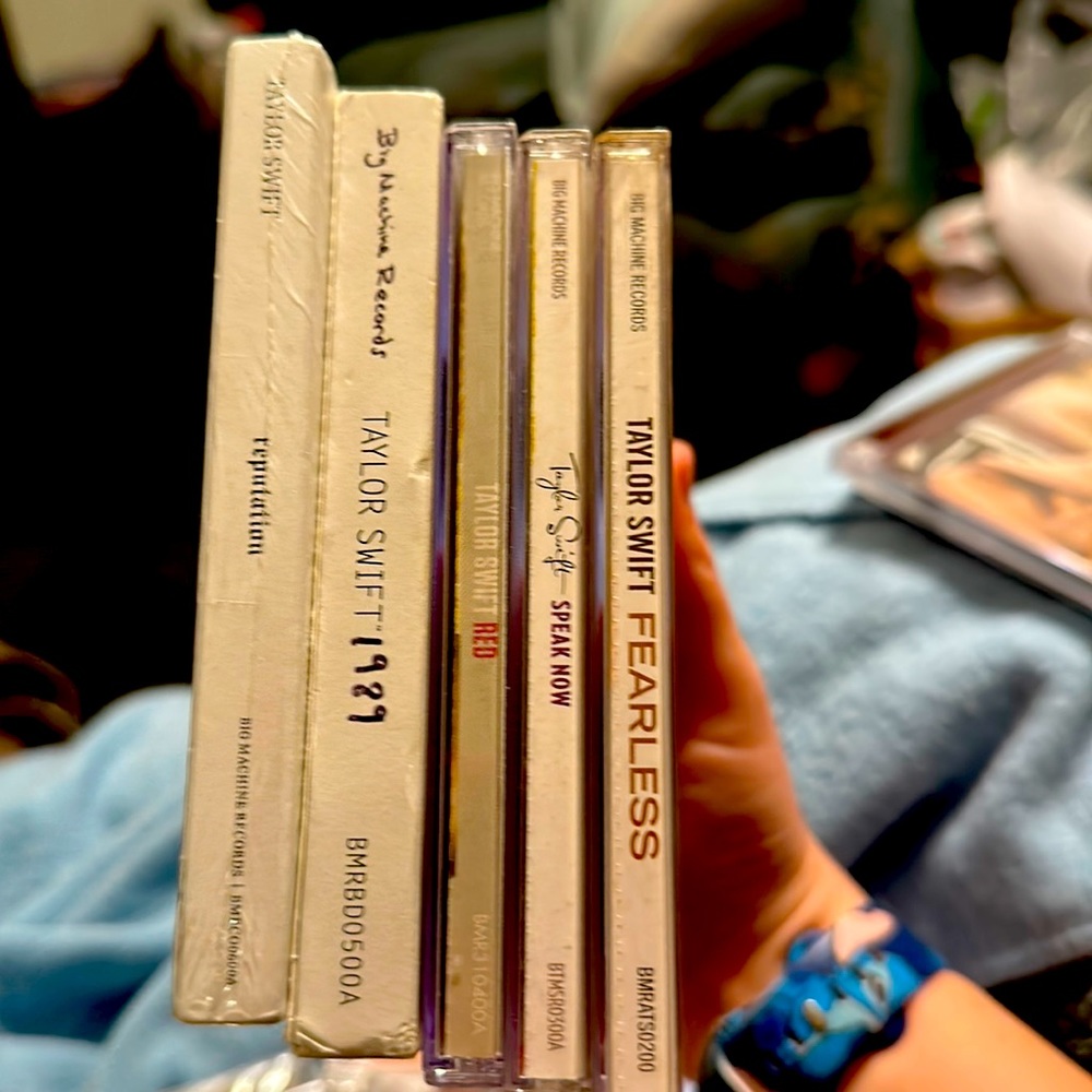 Taylor swift OG CDs